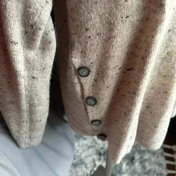 Size M Fortune & Ivy Reagan Crowl Button detail sweater - Picture 2 of 5